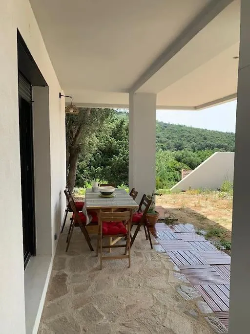 La Maison Rose - Rez De Jardin Villa 600M Plage, 2 Chambres 6 Personnes Le Lavandou