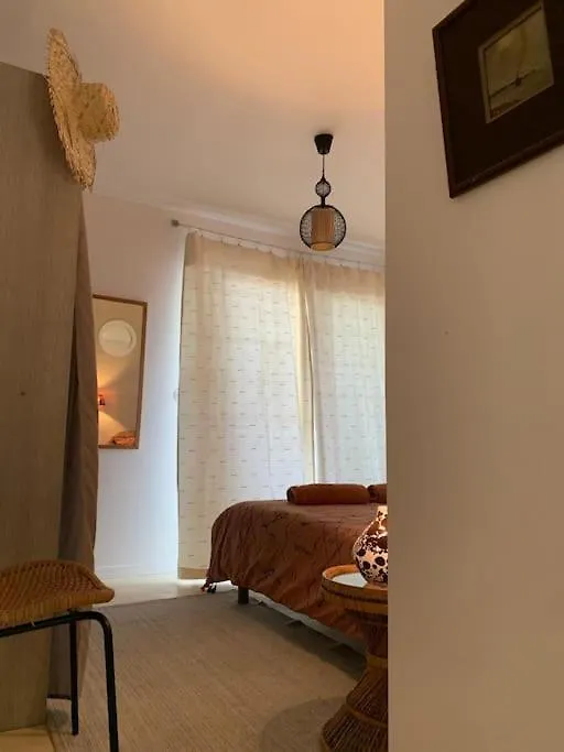 La Maison Rose - Rez De Jardin Villa 600M Plage, 2 Chambres 6 Personnes Le Lavandou 0*,